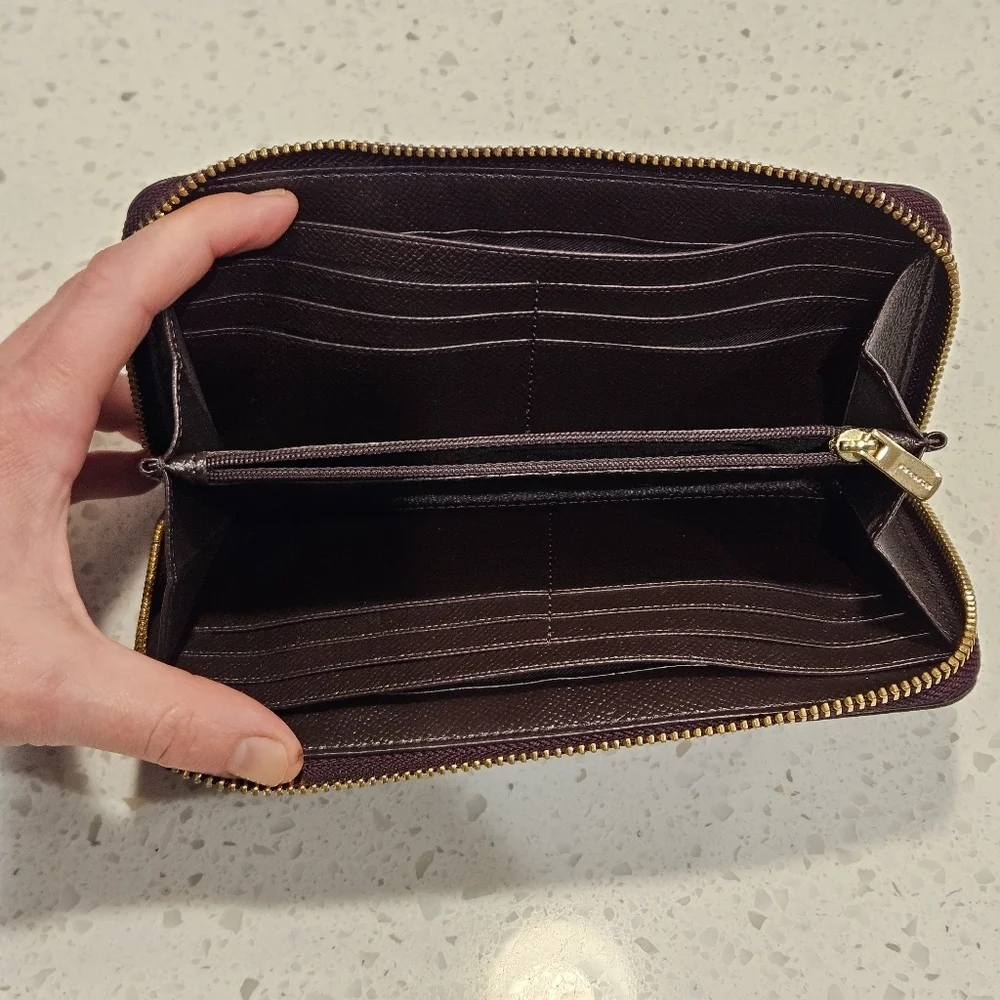 Coach Shiny Plum Purple Zip Accordion Wallet Full Size Organizer RARE
